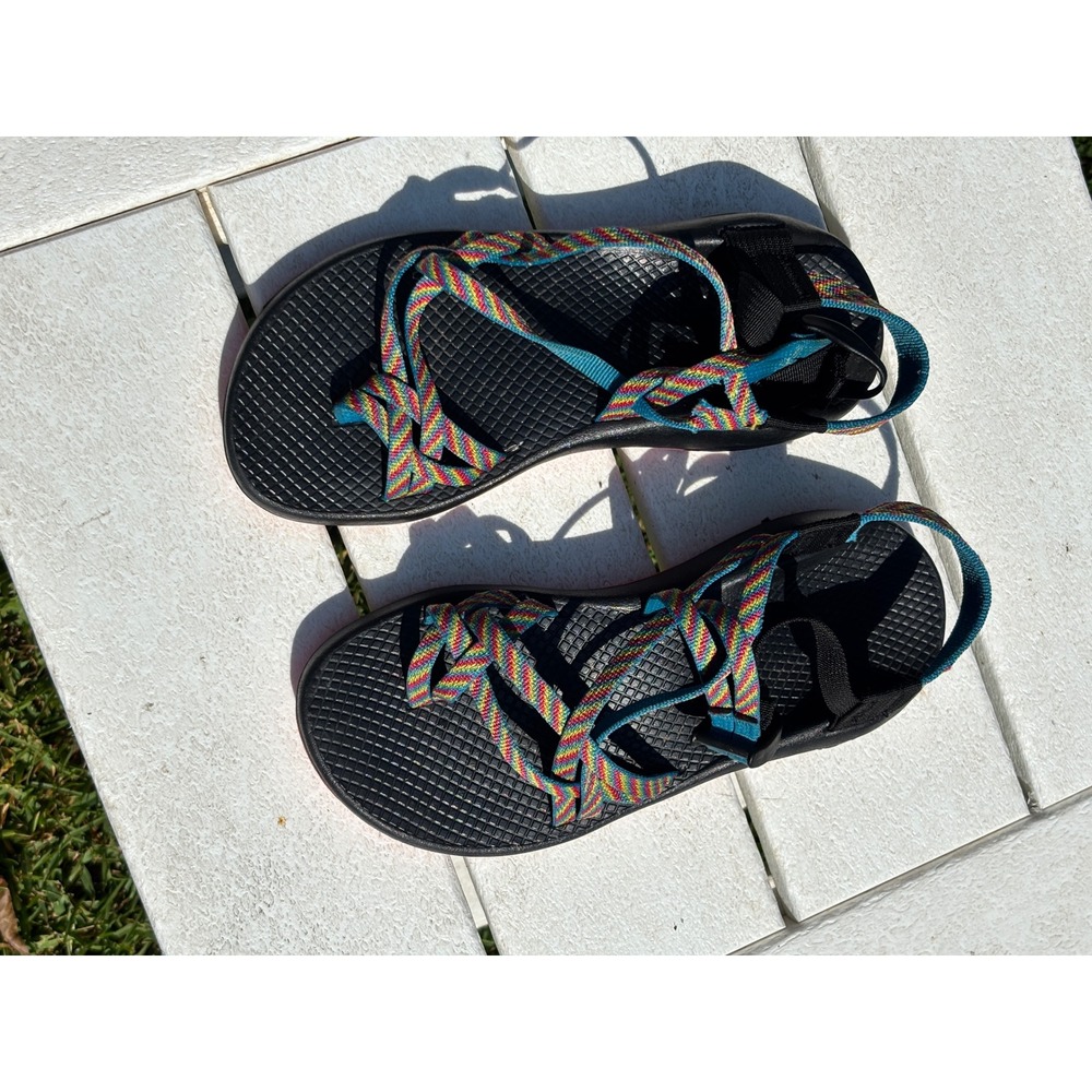 Chaco Z2 Cloud Sandals Womens Multi Color Rainbow Strappy Vibram Red Sole Hiking